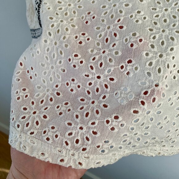 Unlabelled | Cap sleeve Blouse eyelet cream white coloured - Picture 9 of 10